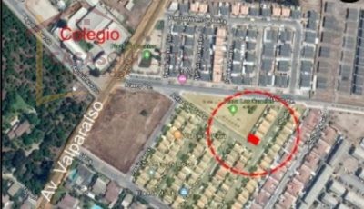 Casa con espacio para local