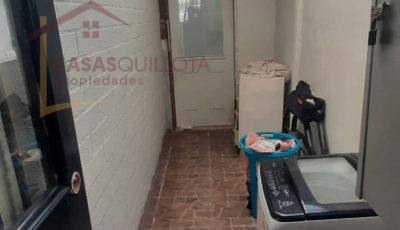 Casa con espacio para local