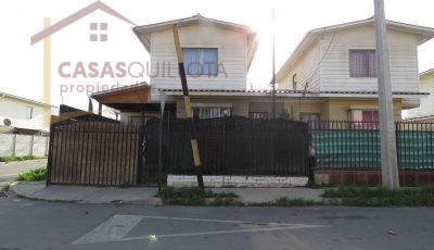 Casa con espacio para local