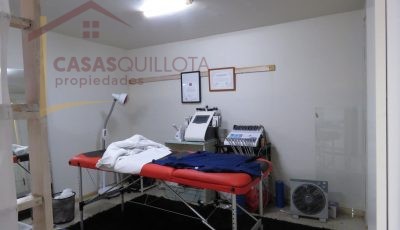 Casa con espacio para local