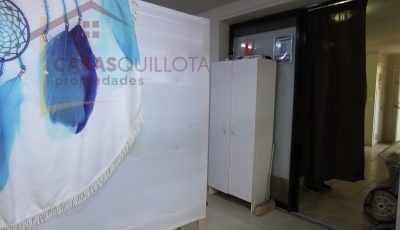 Casa con espacio para local