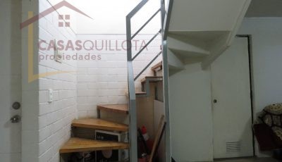 Casa con espacio para local